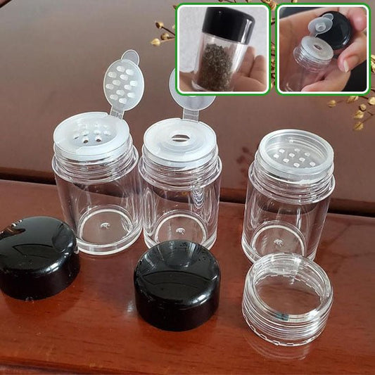 mini pot à épices pouvant être facilement glisser dans votre poche ou le sac a main